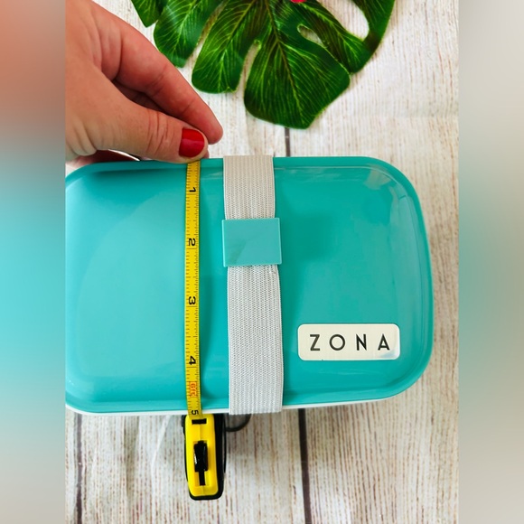 ZONA Mint Green Logo Lunch Box Container - Picture 6 of 6